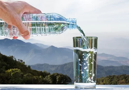 How biophotonic glass affects the quality of bottled water